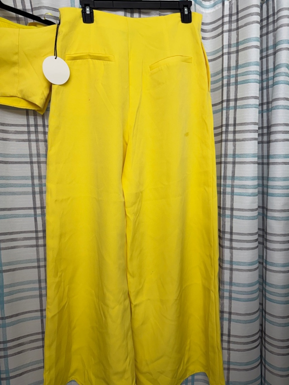Sunshine Yellow Wide-Leg Jumpsuit with Bow Accent - Picture 4 of 6